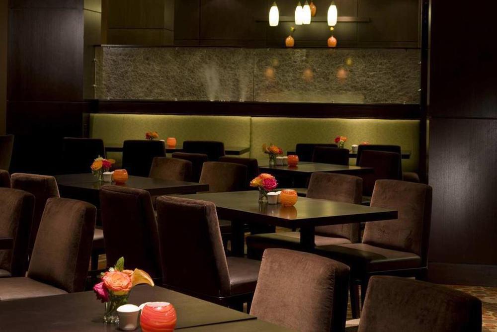 Hotel Hilton Garden Downtown 3*