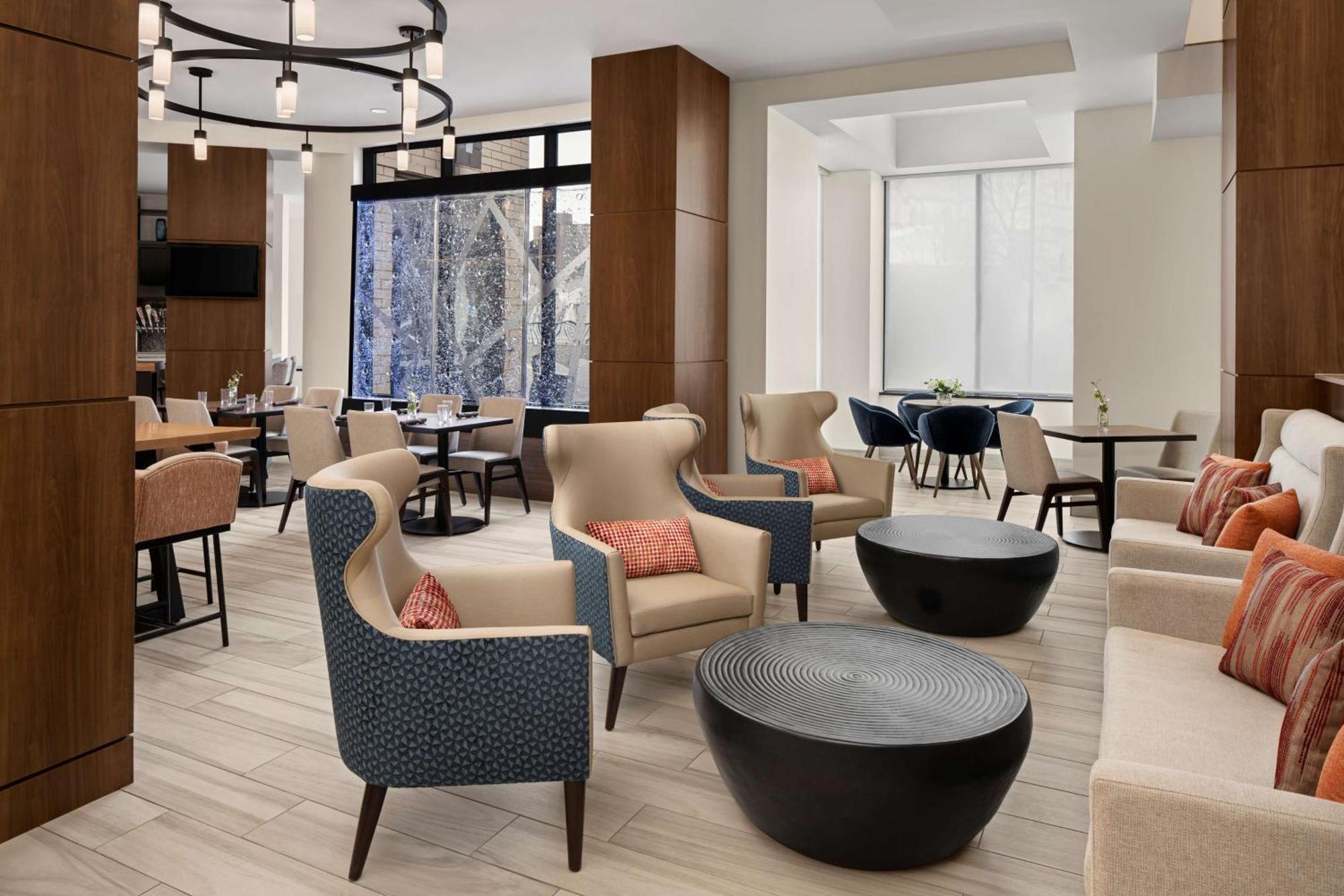 Hotel Hilton Garden Downtown